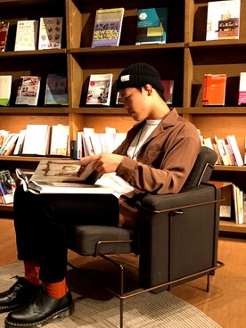 「アイテム（ローファー）」を使った、うっちーさん（メンズ・173cm・10代）の秋コーディネート