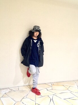 「ACAPULCO GOLD（アカプルコゴールド）のアイテム」を使った、藤井 すぐるさん（メンズ・170cm）の冬コーディネート