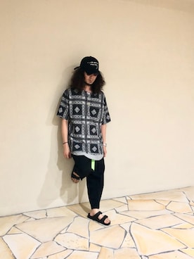 「BCSTOCK」｜「アイテム（帽子）」を使った、藤井 すぐるさん（メンズ・170cm）の夏コーディネート