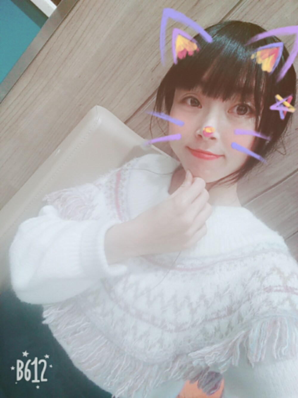 「大人カジュアル、ootd、outfit、冬」｜「MAJESTIC LEGONの球芯柄フリンジプルオーバー（ニット/セーター、ホワイト系）」を使った、saakiさん（レディース・156cm）の秋コーディネートの1枚目の写真