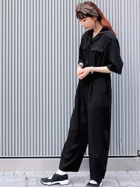 「アイテム（ヘアバンド）」を使った、Kaeさん（レディース・165cm）の秋コーディネート