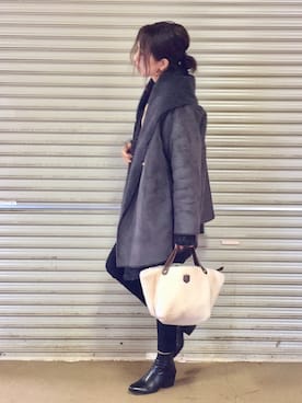 「アイテム（ムートンコート）」を使った、ema.さん（レディース・166cm・40代）の冬コーディネート