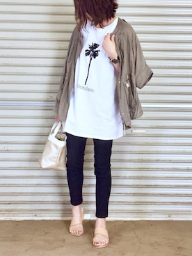「INHERIT（インヘリット）のアイテム」を使った、ema.さん（レディース・166cm）の夏コーディネート