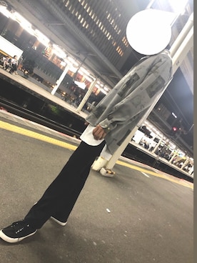 「abcd（ナシ）のアイテム（スラックス）」を使った、sho0246さん（メンズ・175cm）の秋コーディネート