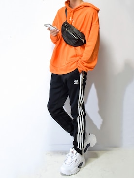 「G.O.C（ジーオーシー）のアイテム（パーカー）」を使った、あすさん（メンズ・176cm）の春コーディネート