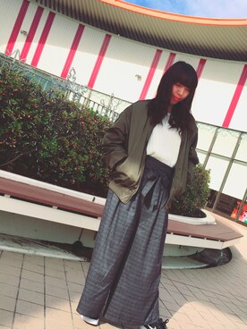 「HVC（エイチブイシー）のアイテム（MA-1）」を使った、HVC市原店さん（レディース・152cm）の秋コーディネート