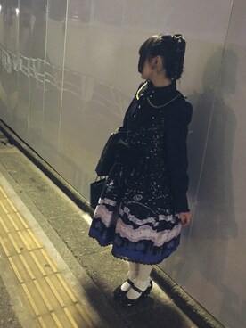 「Alice and THE piratesのアイテム（ワンピース、ブラック系）」を使った、ほのか＊おしくらまんじゅさん（レディース）の冬コーディネート