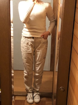 「STRAWBERRY-FIELDS（ストロベリーフィールズ）のアイテム（ニット/セーター）」を使った、詩乃崎さん（レディース・163cm）の秋コーディネート