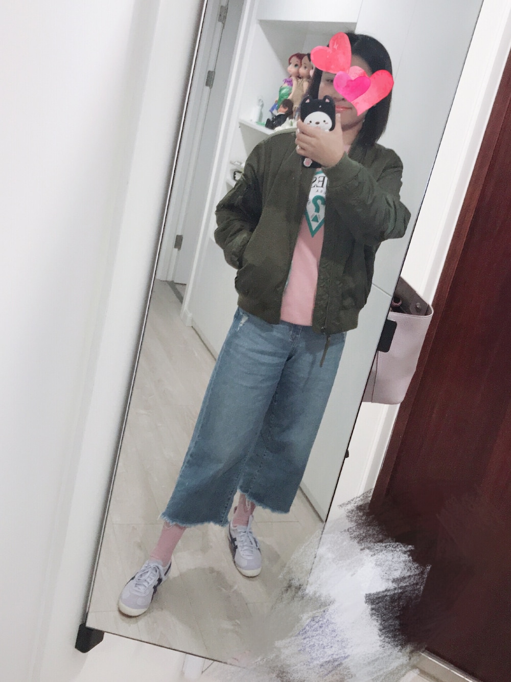 「ASICSのアイテム（スニーカー、ピンク系）」を使った、Snowさん（レディース・163cm）の春コーディネートの1枚目の写真