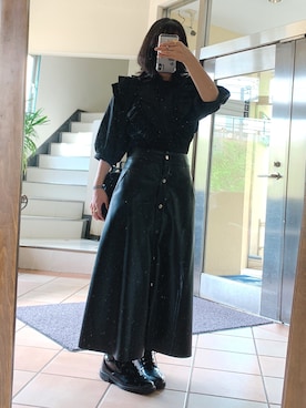 「MERLOT（メルロー）のアイテム（シャツ/ブラウス、ブラック系）」を使った、higueriさん（レディース）の夏コーディネート