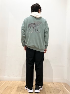「AIR MAX」｜「アイテム（スウェット）」を使った、なかやんさん（メンズ・166cm）の冬コーディネート