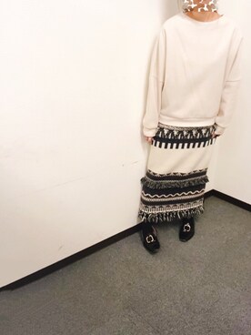 「SLOBE IENA（スローブイエナ）のアイテム（スカート、ホワイト系）」を使った、maiimaiiさん（161cm）の冬コーディネート