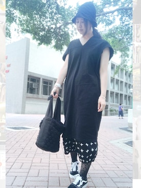 「ohana（オハナ）のアイテム」を使った、Tang Chung Han Hodyさん（レディース・163cm）の秋コーディネート