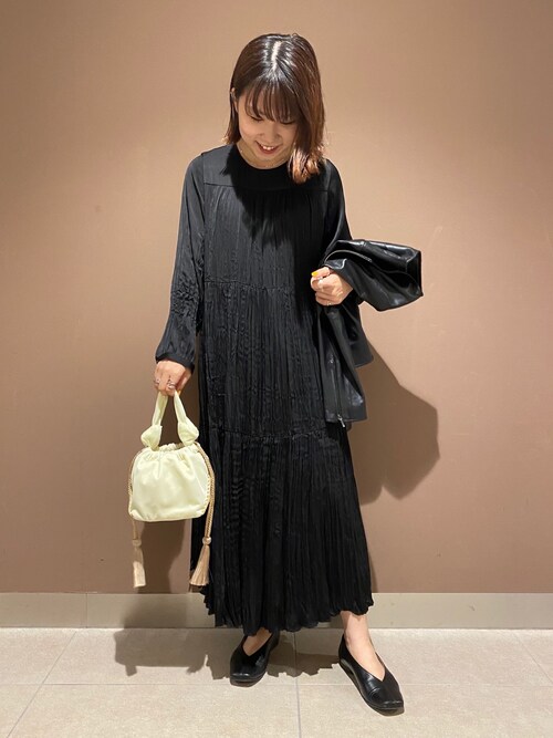 人気特価 ランダムプリーツティアードワンピース Research Urban ロングワンピース Williamsav Com