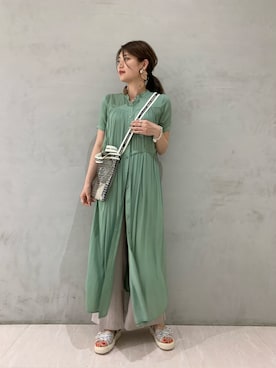 「STUDIOUS（ステュディオス）のアイテム（シャツワンピース）」を使った、𝕒𝕪𝕒さん（レディース・167cm）の夏コーディネート