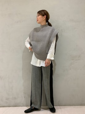 「アイテム（モカシン/デッキシューズ）」を使った、𝕒𝕪𝕒さん（レディース・167cm）の秋コーディネート