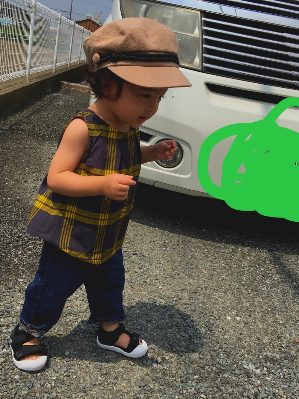 「夏」｜「Levi'sのアイテム（デニムパンツ、ブルー系）」を使った、ruby12・mさん（キッズ・74cm）の夏コーディネートの1枚目の写真