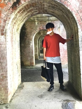 「ARMANI EXCHANGE（アルマーニエクスチェンジ）のアイテム（スラックス）」を使った、よしきさん（メンズ・173cm）の夏コーディネート