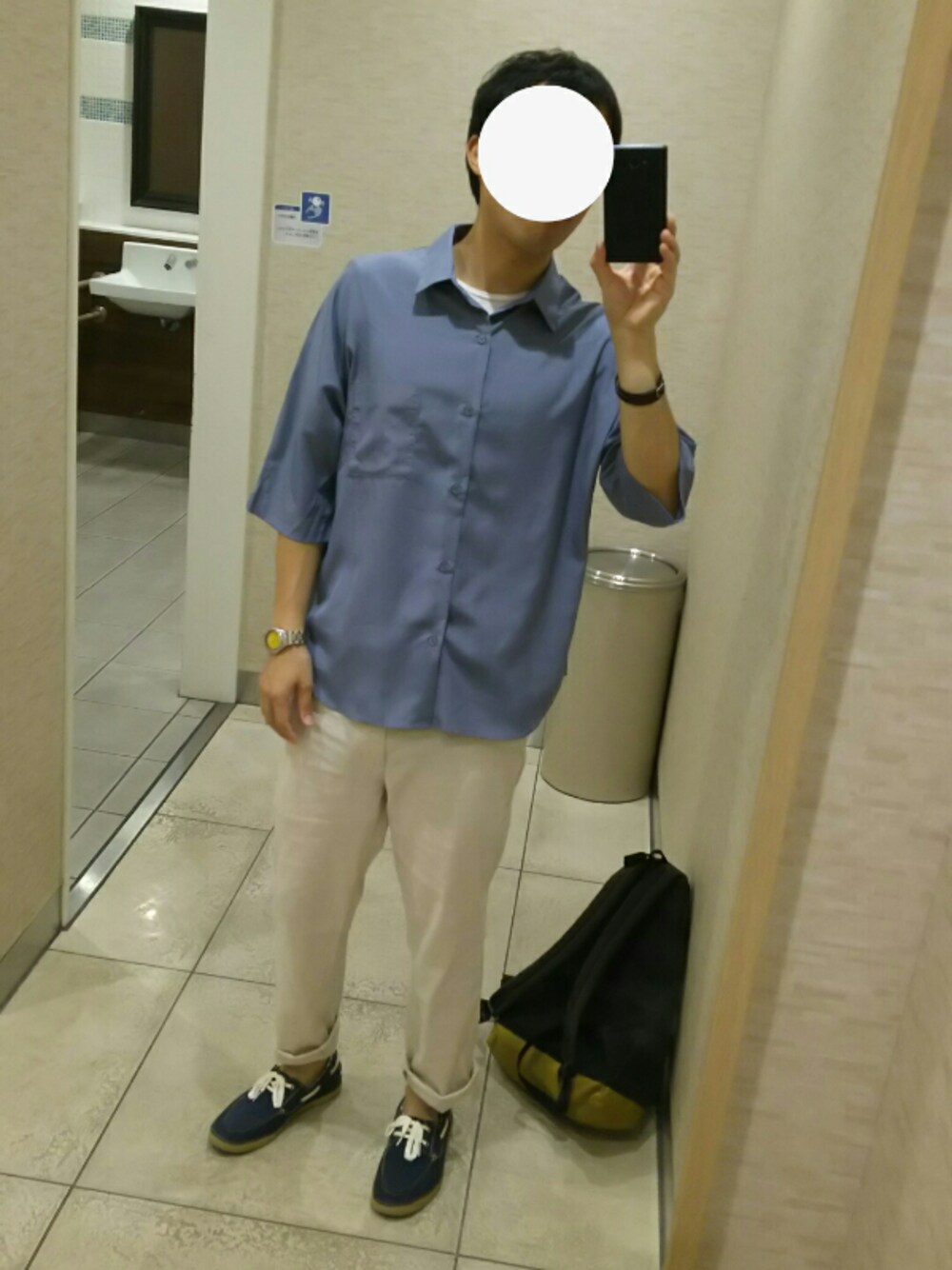 「帰ってきた白パンフェス、夏、休日コーデ、シャツスタイル、きれいめカジュアル、シンプル、カジュアルコーデ、プチプラ、ロールアップ、いいね、save、フォローお願いします🤑」｜「UNIQLOのアイテム（その他パンツ、ホワイト系）」を使った、はんぞーさん（メンズ・169cm）の夏コーディネートの1枚目の写真