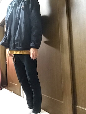 「アイテム（キーホルダー、オレンジ系）」を使った、ヨッスーさん（メンズ・171cm）の冬コーディネート