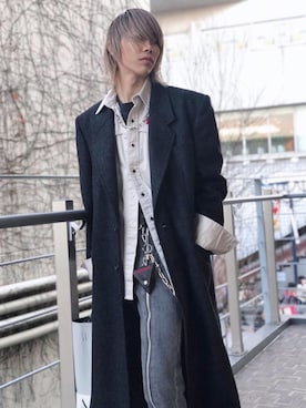 「JOHN LAWRENCE SULLIVAN（ジョンローレンスサリバン）のアイテム（チェスターコート）」を使った、keisuke_atobeさん（メンズ・170cm）の春コーディネート