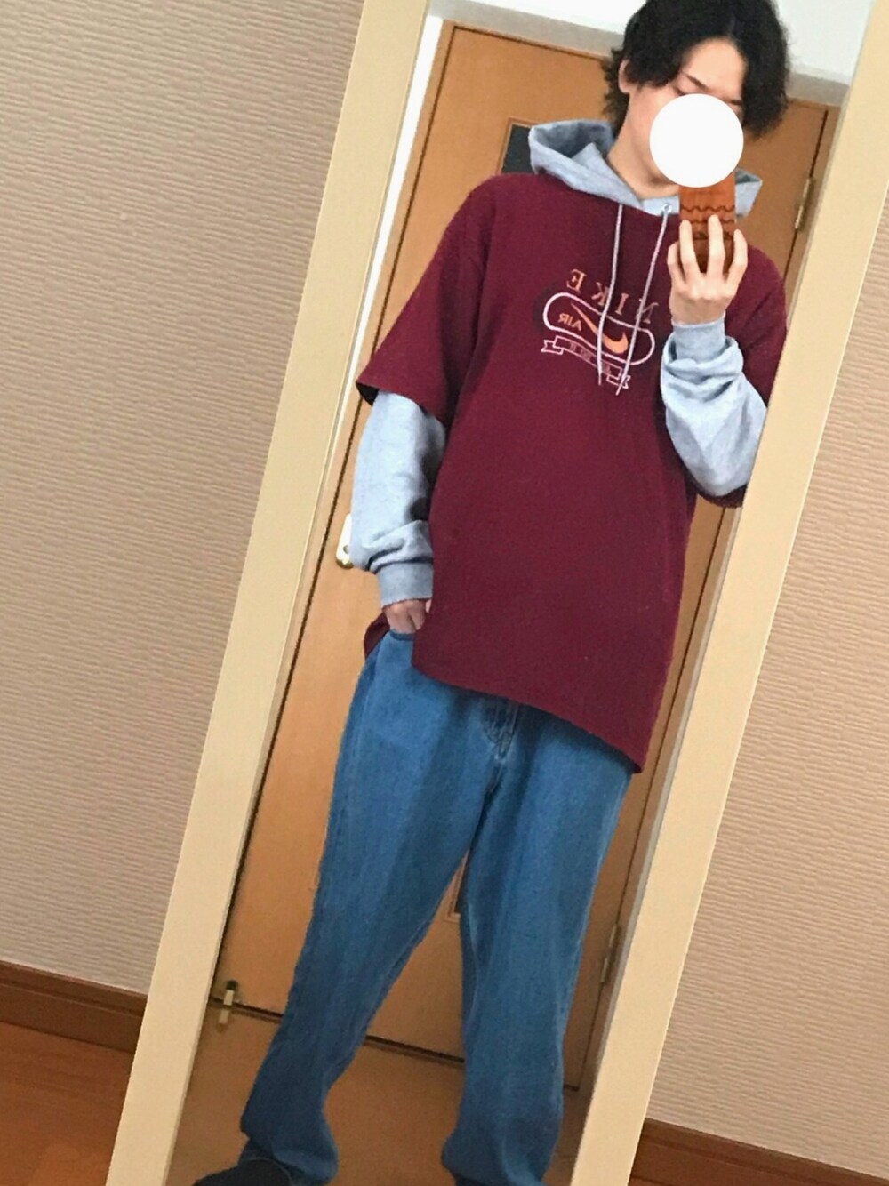 「NIKE、Champion、パーカー、プルオーバーパーカー、FREAK’Ｓ STORE、バギーパンツ、古着、ストリート、オーバーサイズ、90’s」｜「Championの【champion】 レディース  チャンピオン HOODED オーバーサイズ パーカー（パーカー、グレー系）」を使った、lxelzさん（メンズ・168cm）の秋コーディネートの1枚目の写真