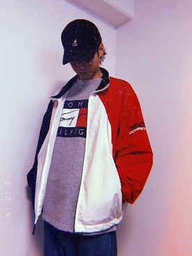 「TOMMY HILFIGER」｜「アイテム（ナイロンジャケット）」を使った、lxelzさん（メンズ・168cm）の秋コーディネート