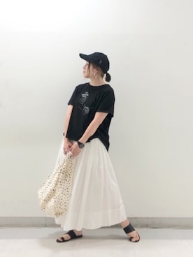 「101匹わんちゃん」｜「アイテム（帽子）」を使った、さとちゃんさん（レディース・156cm）の春コーディネート