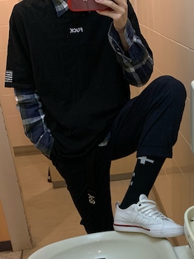 「Y-3（ワイスリー）のアイテム（その他）」を使った、🐇🐇🔥さん（メンズ・176cm）の秋コーディネート