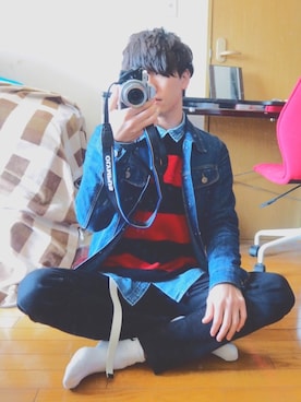 「UNIQLO（ユニクロ）のWOMEN ウルトラストレッチジーンズ（デニムパンツ）」を使った、ししゃもさん（メンズ・164cm）の冬コーディネート