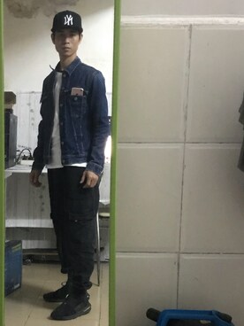 「日常」｜「アイテム（デニムジャケット）」を使った、Dwさん（メンズ・166cm）の秋コーディネート