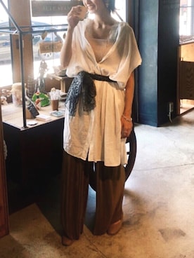 「UNIQLO（ユニクロ）のリネンブレンドロングシャツ（半袖）（シャツ/ブラウス）」を使った、もりげさん（レディース・170cm）の秋コーディネート