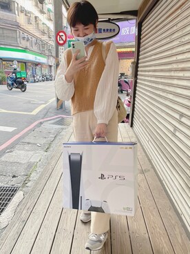 Ashley Leeさんのコーディネート