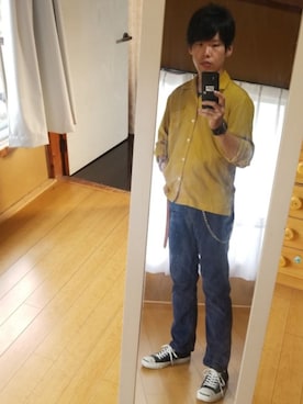 「コーデュロイパンツ」｜「アイテム（ウォレットチェーン）」を使った、　K.Daisuke さん（メンズ・176cm）の春コーディネート