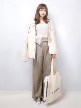 「部屋撮り」｜「アイテム（デニムジャケット）」を使った、まお♡さん（レディース・163cm）の春コーディネート