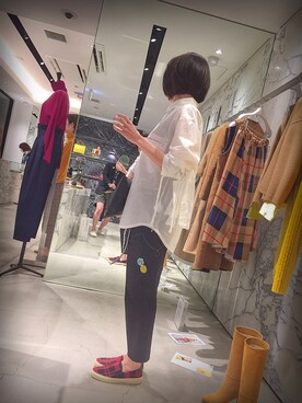 「EN ROUTE（アンルート）のアイテム（パンツ）」を使った、HANAKO さん（レディース・167cm）の秋コーディネート