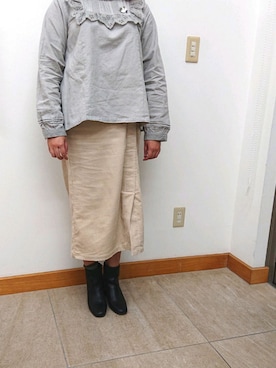 「Handmade（ハンドメイド）のアイテム（ブローチ/コサージュ）」を使った、にゃんたろうさん（レディース・159cm）の秋コーディネート