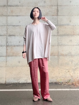 「スリットニット」｜「アイテム（その他）」を使った、よしださん（レディース・169cm）の秋コーディネート