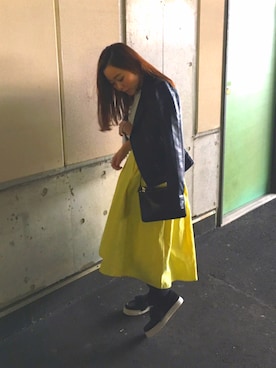「JINS（ジンズ）のアイテム（スニーカー）」を使った、zo☻さん（レディース・154cm）の春コーディネート