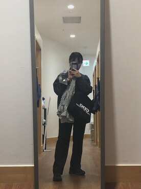 「AIN（エイン）のアイテム（パンツ）」を使った、さきさん（レディース・158cm）の冬コーディネート