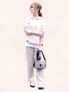 「GOLDY（ゴールディ）のニュアンス カーブ アシンメトリー イヤリング（イヤリング）」を使った、みみみさん（レディース・163cm）の春コーディネート