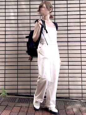 「GOLDY（ゴールディ）のニュアンス カーブ アシンメトリー イヤリング（イヤリング）」を使った、みみみさん（レディース・163cm）の夏コーディネート