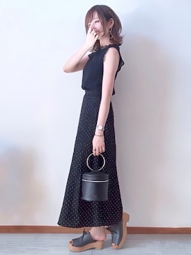 「スカラップ」｜「アイテム（アクセサリー）」を使った、みみみさん（レディース・163cm）の秋コーディネート