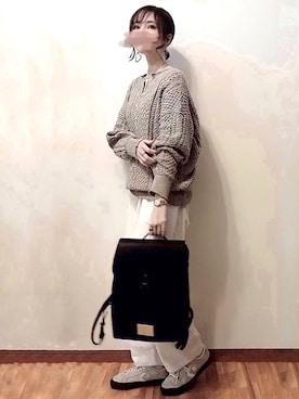 「GOLDY（ゴールディ）のニュアンス カーブ アシンメトリー イヤリング（イヤリング）」を使った、みみみさん（レディース・163cm）の冬コーディネート