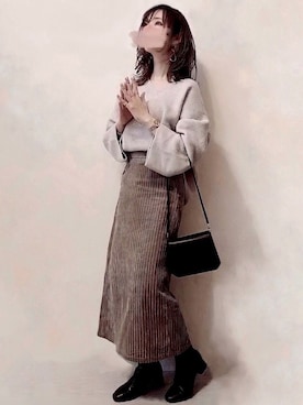 「GOLDY（ゴールディ）のニュアンス カーブ アシンメトリー イヤリング（イヤリング）」を使った、みみみさん（レディース・163cm）の冬コーディネート