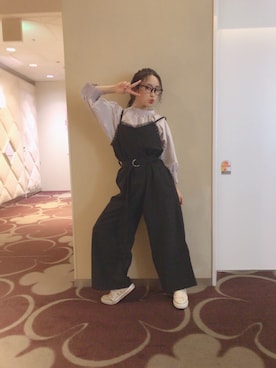「コラボレーション」｜「アイテム（つなぎ/オールインワン）」を使った、高橋愛さん（レディース・154cm）の秋コーディネート