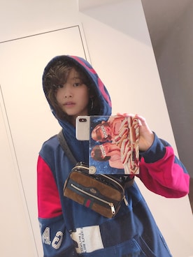 「ミックスコーデ」｜「アイテム（パーカー）」を使った、高橋愛さん（レディース・154cm）の春コーディネート