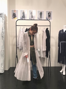 「GUCCI（グッチ）のアイテム（シューズ）」を使った、高橋愛さん（レディース・154cm）の春コーディネート