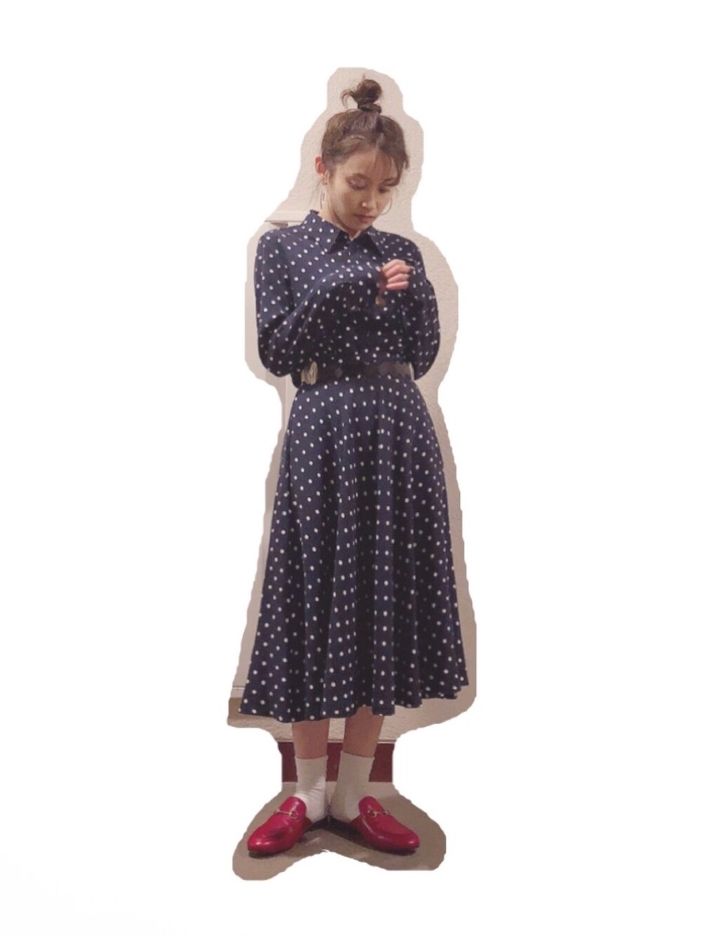 「セパレート、セットアップ、ドット、UNIQLO、イネス、今日のたかはし、GUCCI、ローファー、TOGA、スカート」｜「UNIQLOのアイテム（シャツ/ブラウス、ブルー系）」を使った、高橋愛さん（レディース・154cm）の春コーディネートの1枚目の写真