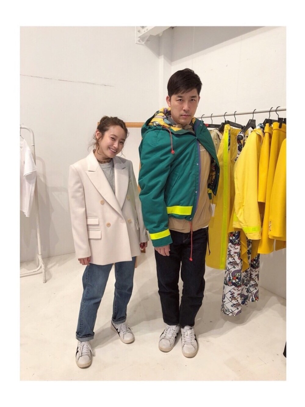「Champion、20000000fragments、20,000,000fragments、展示会、aw2018collection、シンプルコーデ、ジャケット、マニッシュ、haco!、denim」｜「あべこうじのアイテム（その他、グリーン系）」を使った、高橋愛さん（レディース・154cm）の春コーディネートの1枚目の写真